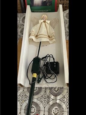 Ye Merrie Minstrel Vintage 1991 Fluttering Christmas Angel Vintage